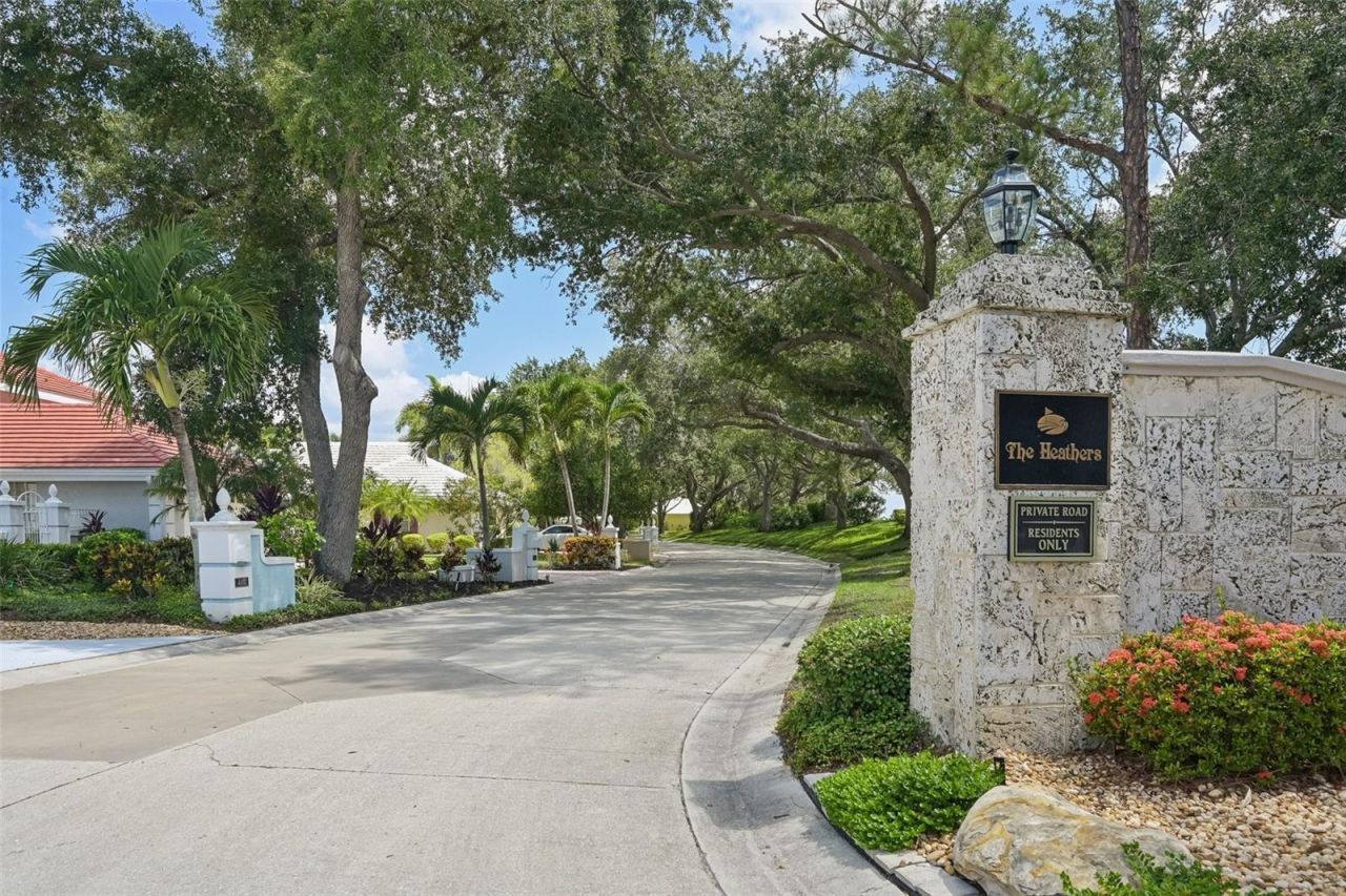 404 Cardiff Road , Unit 17, Venice, FL 34293 Photo