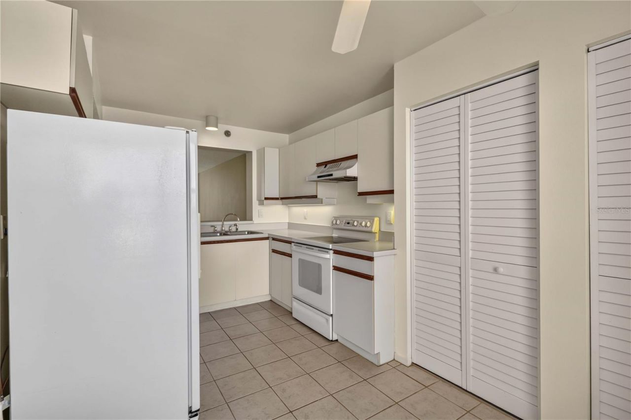 4550 Pinebrook Circle, Unit 605, Bradenton, FL 34209 Photo