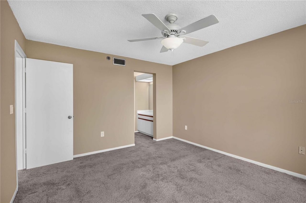 4550 Pinebrook Circle, Unit 605, Bradenton, FL 34209 Photo