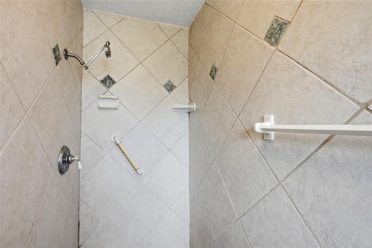 2711 Gulf Gate Drive, Sarasota, FL 34231 Photo