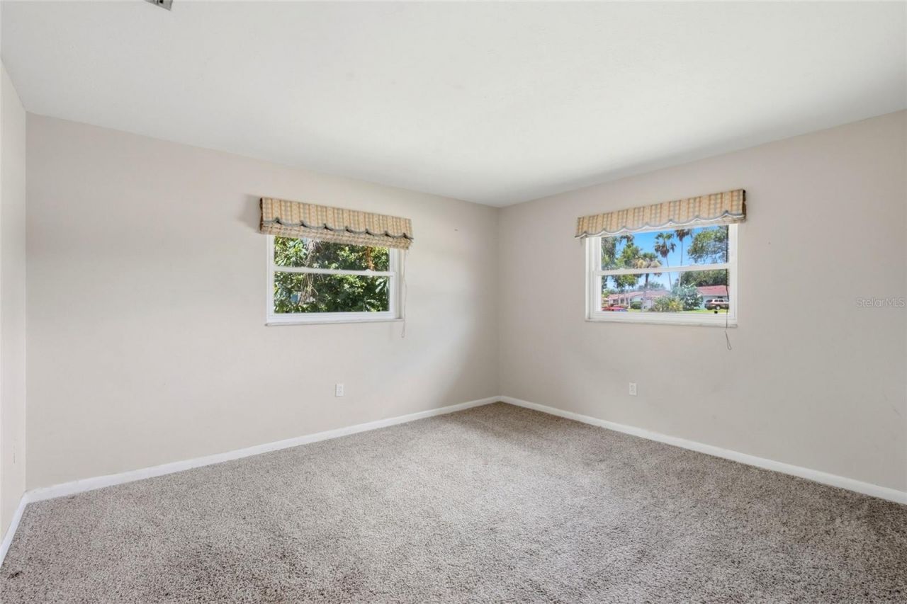 2711 Gulf Gate Drive, Sarasota, FL 34231 Photo