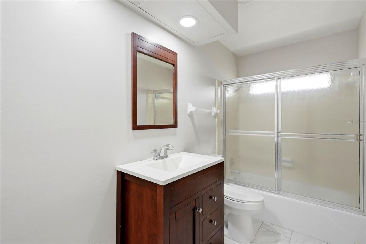 2711 Gulf Gate Drive, Sarasota, FL 34231 Photo