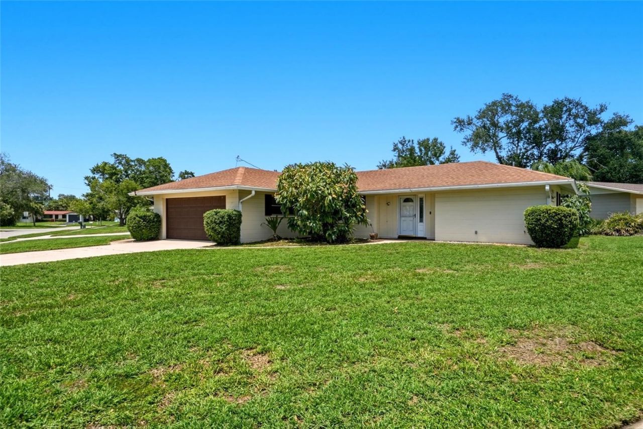 2711 Gulf Gate Drive, Sarasota, FL 34231 Photo