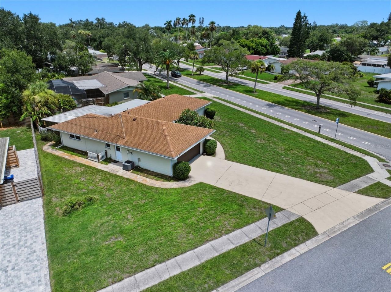 2711 Gulf Gate Drive, Sarasota, FL 34231 Photo