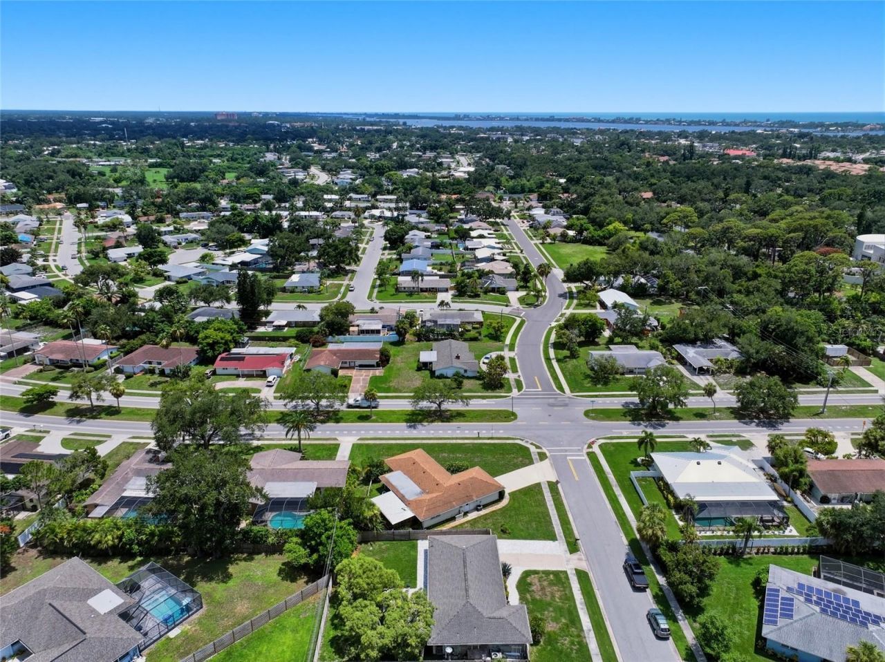 2711 Gulf Gate Drive, Sarasota, FL 34231 Photo
