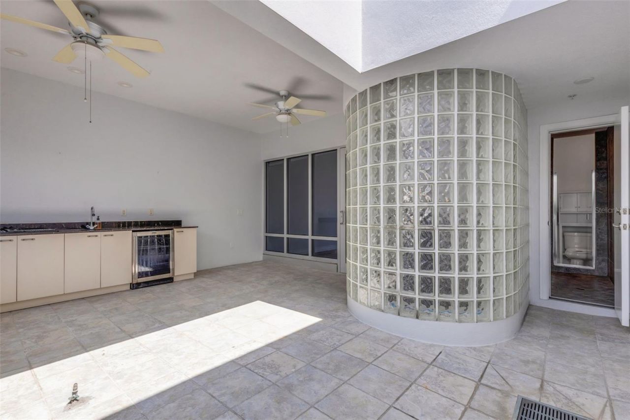 235 Cocoanut Avenue, Unit 108B, Sarasota, FL 34236 Photo
