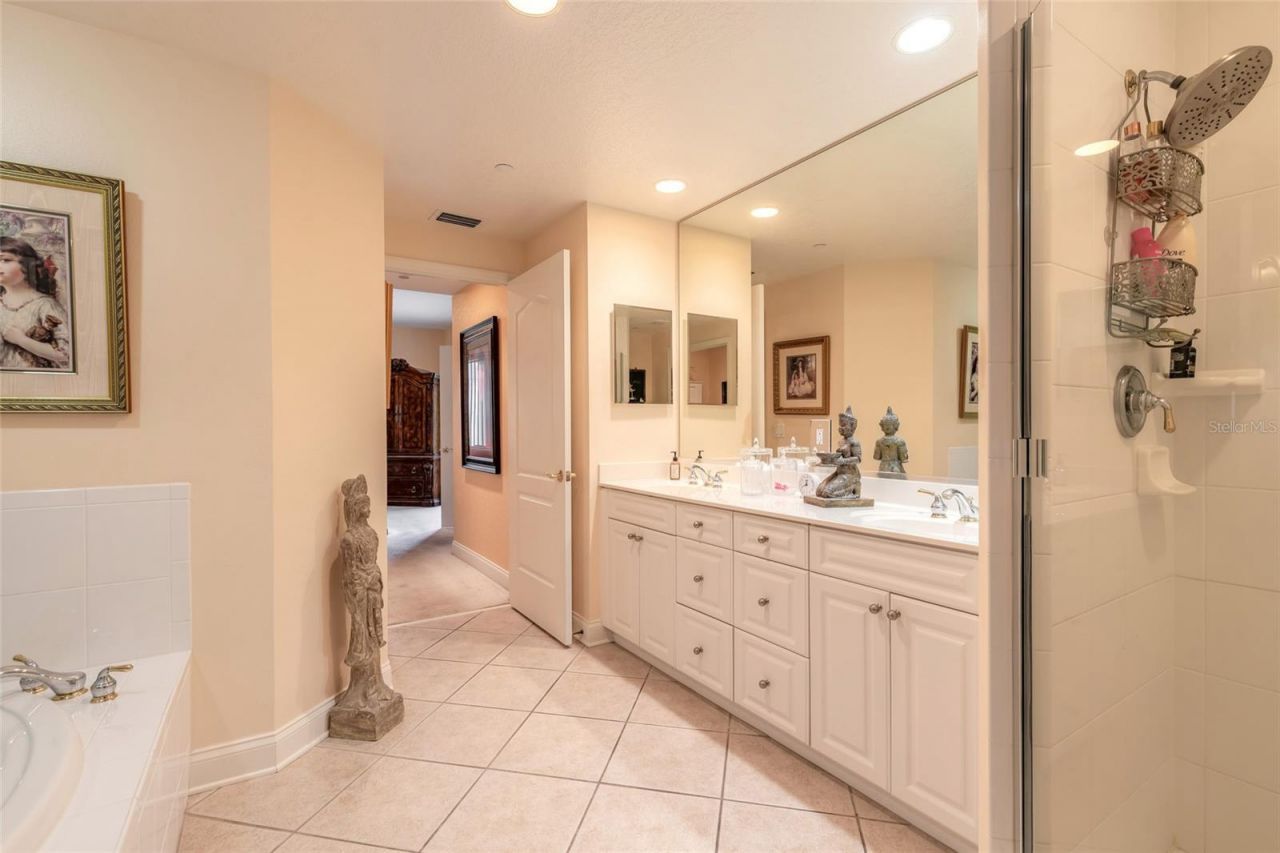 263 Minorca Beach Way, Unit 304, New Smyrna Beach, FL 32169 Photo