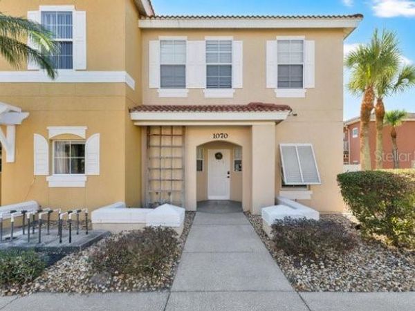 1070 PARK RIDGE CIRCLE , KISSIMMEE, FL 34746