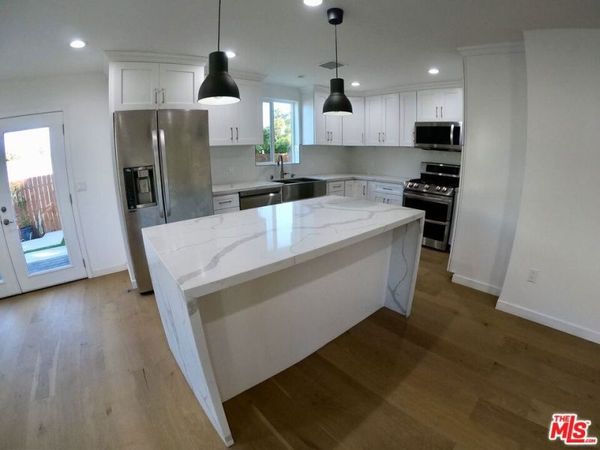 635 N Formosa Avenue, Los Angeles, CA 90036