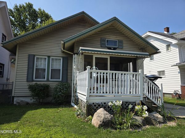 2033 South Avenue, Toledo, OH 43609