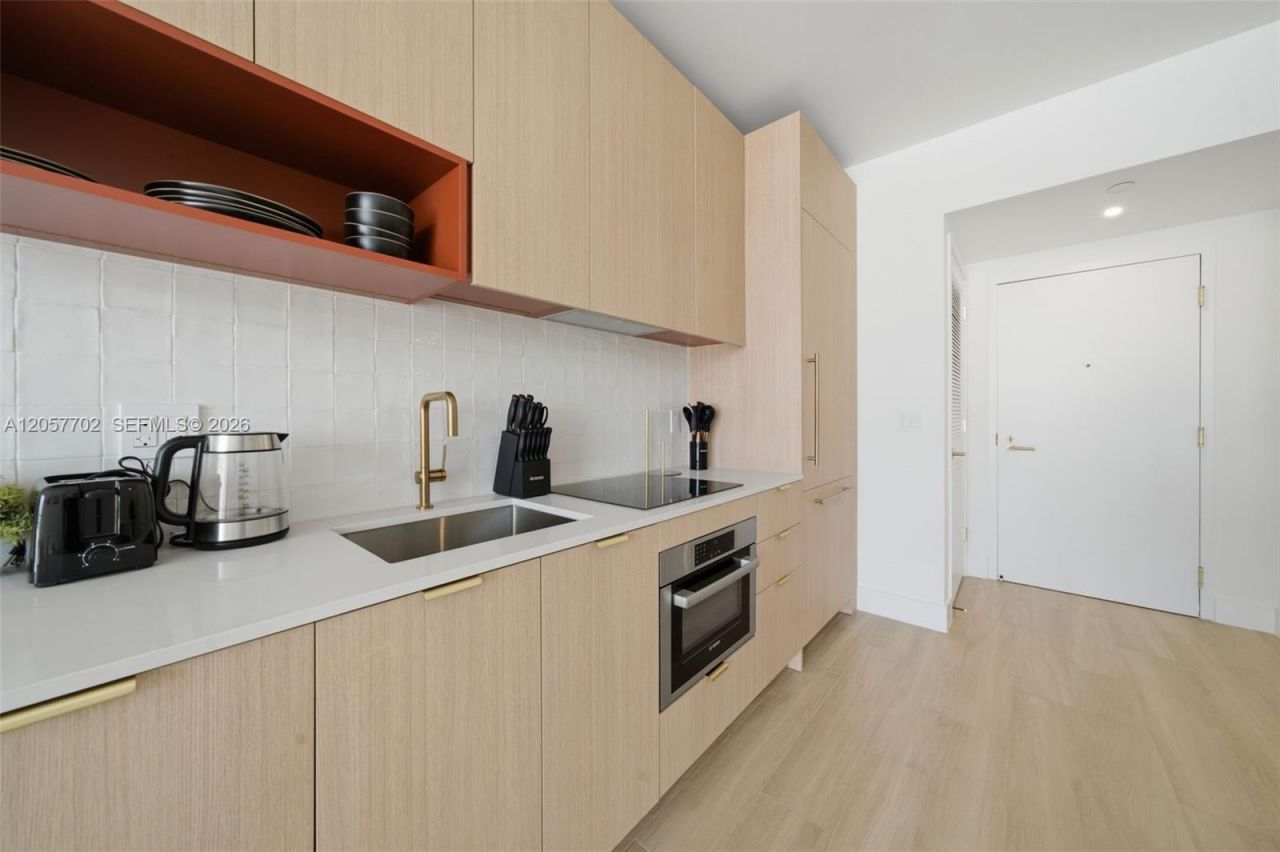 90 NE 32nd St , Unit 811, Miami, FL 33137 Photo