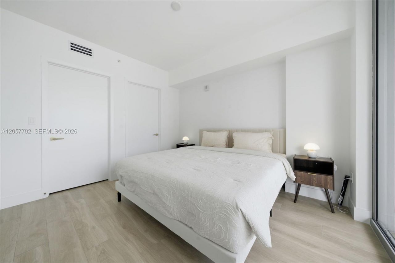 90 NE 32nd St , Unit 811, Miami, FL 33137 Photo