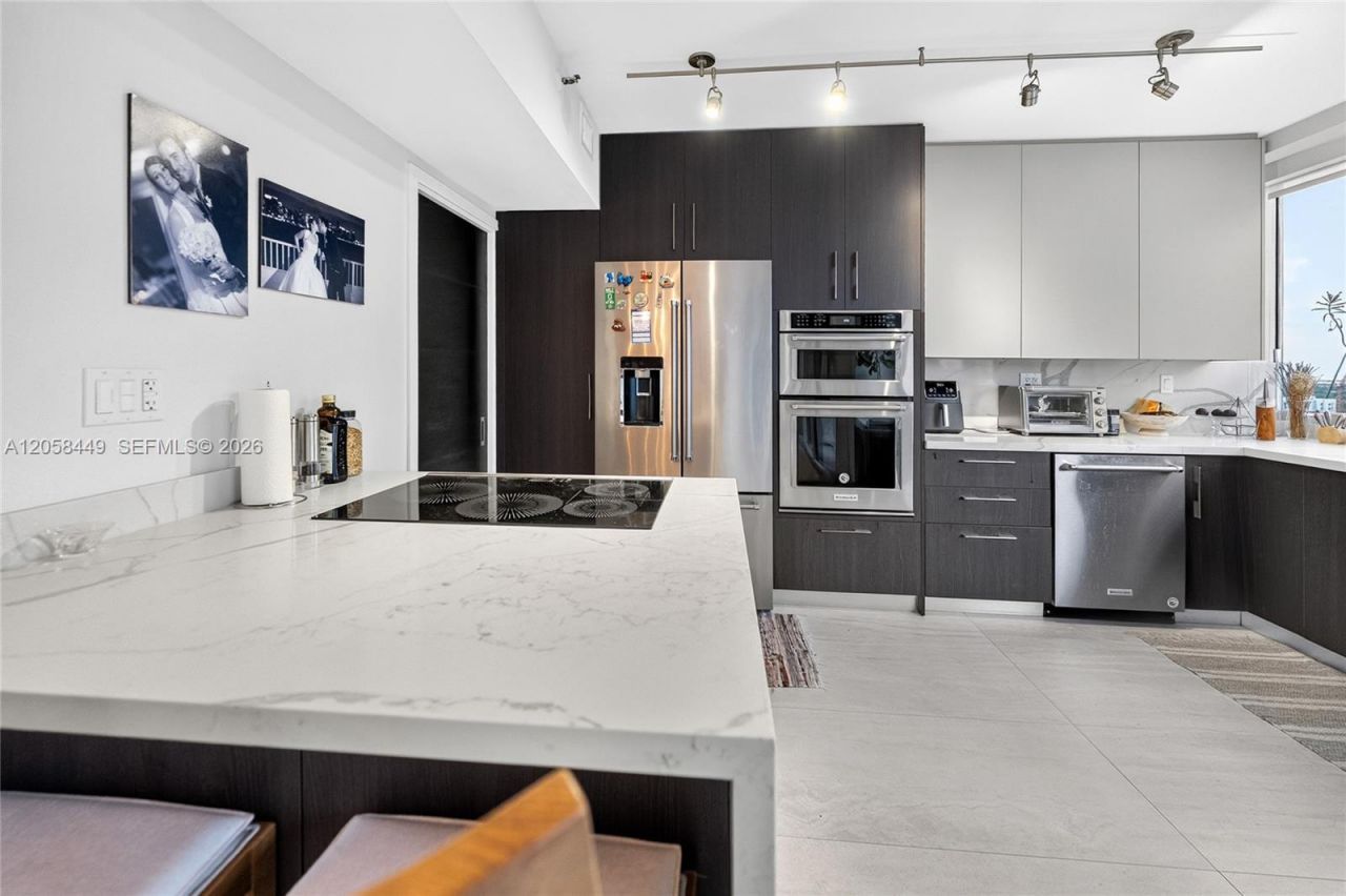 1541 Brickell Ave, Unit A-1902, Miami, FL 33129 Photo