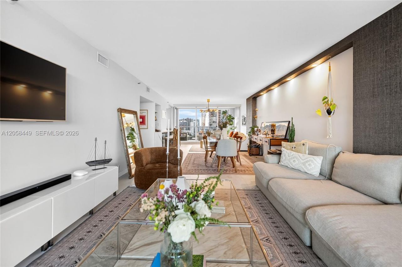 1541 Brickell Ave, Unit A-1902, Miami, FL 33129 Photo