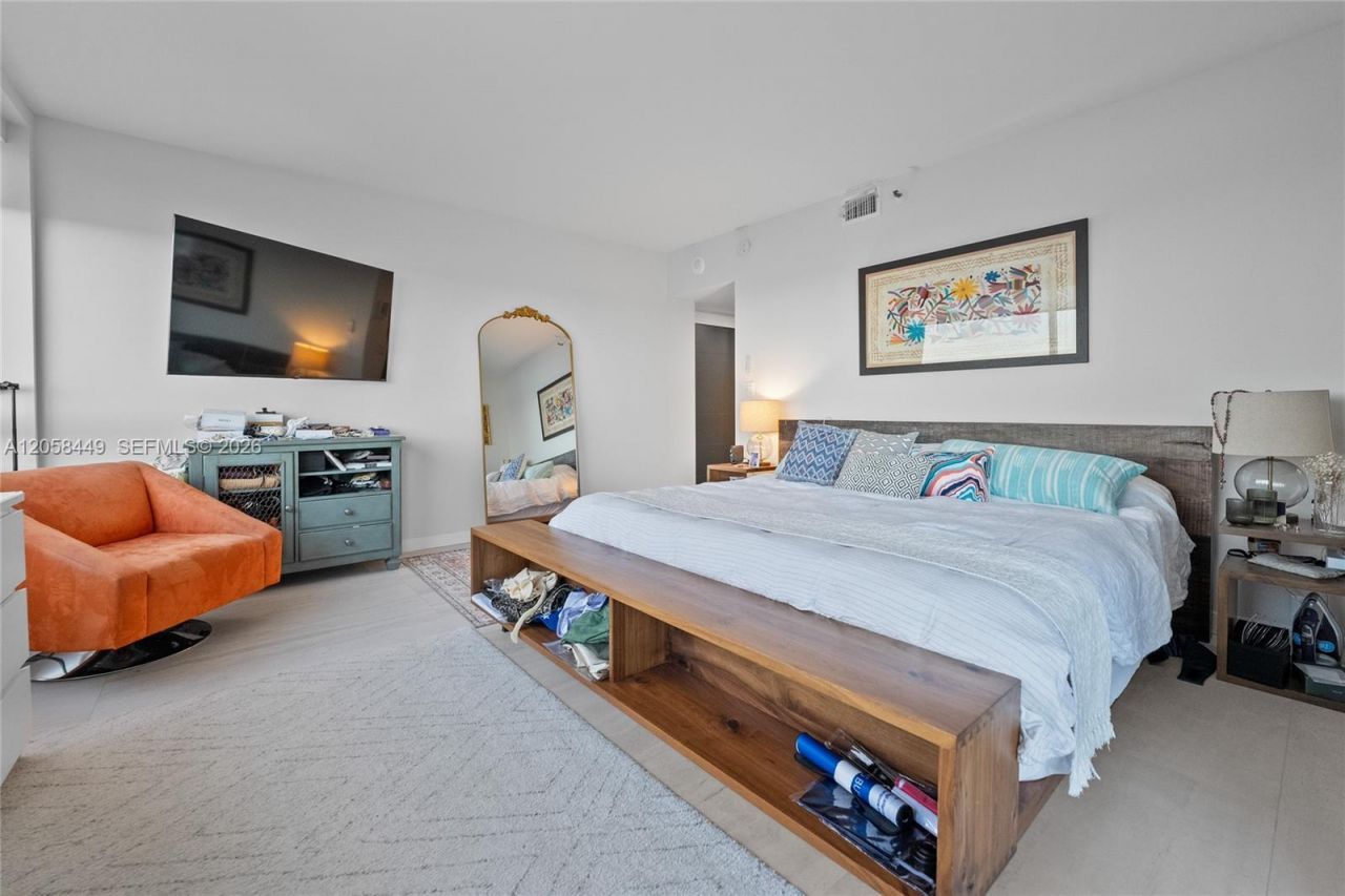 1541 Brickell Ave, Unit A-1902, Miami, FL 33129 Photo