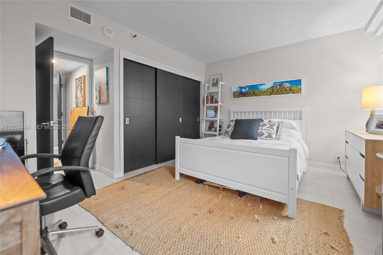 1541 Brickell Ave, Unit A-1902, Miami, FL 33129 Photo