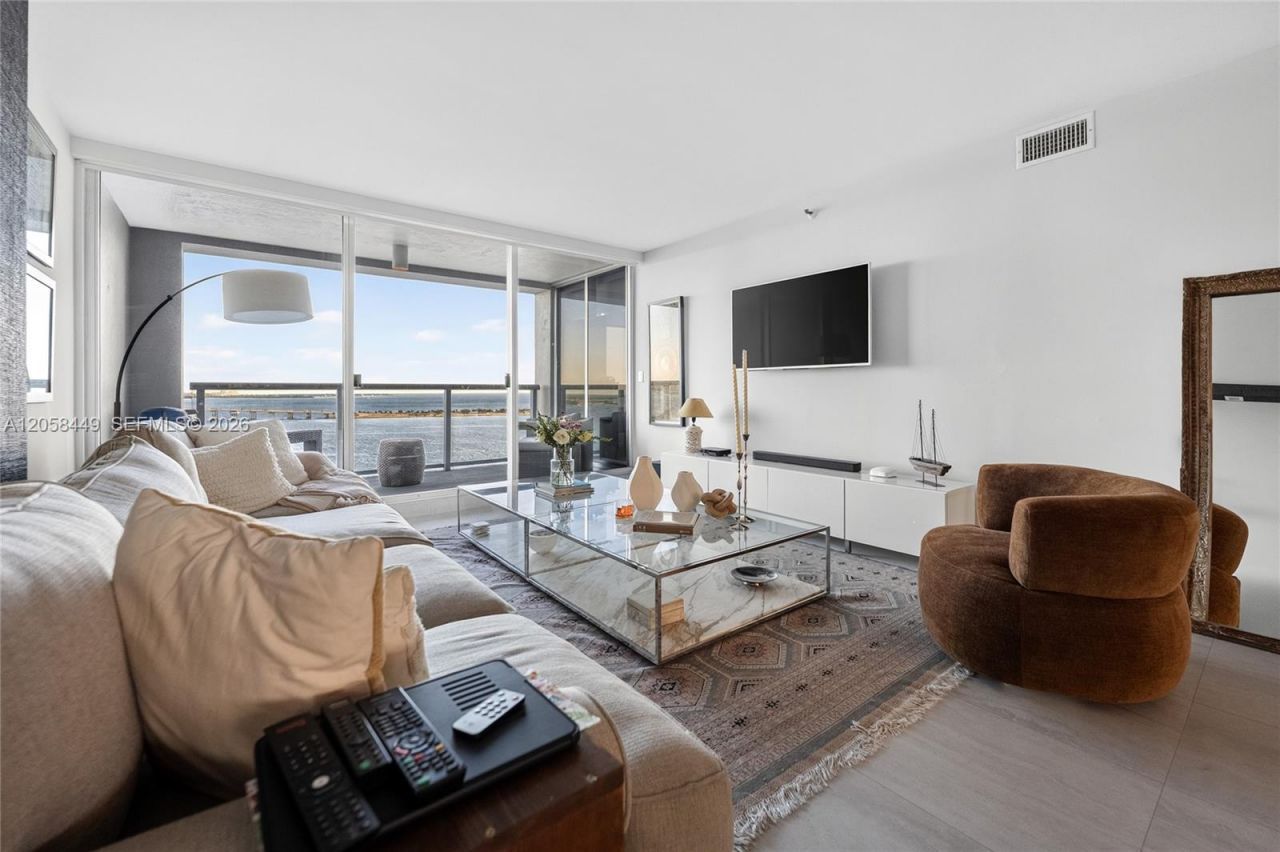 1541 Brickell Ave, Unit A-1902, Miami, FL 33129 Photo