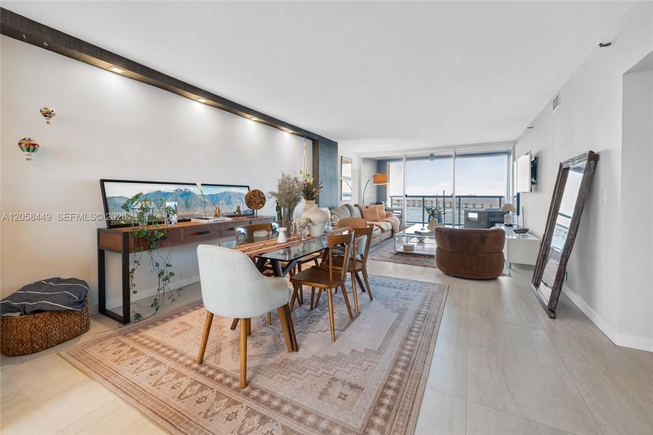 1541 Brickell Ave, Unit A-1902, Miami, FL 33129 Photo