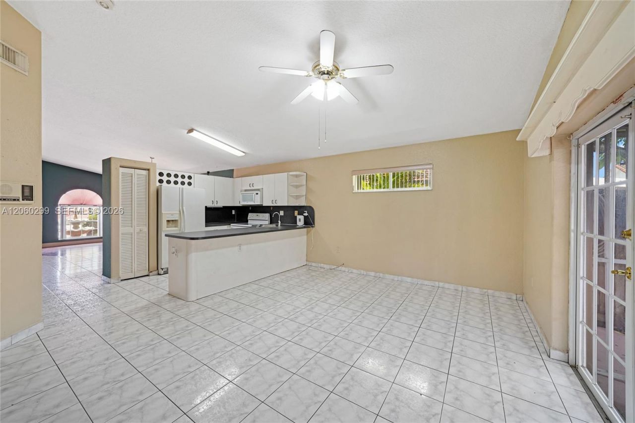 3201 W 76th St , Hialeah, FL 33018 Photo