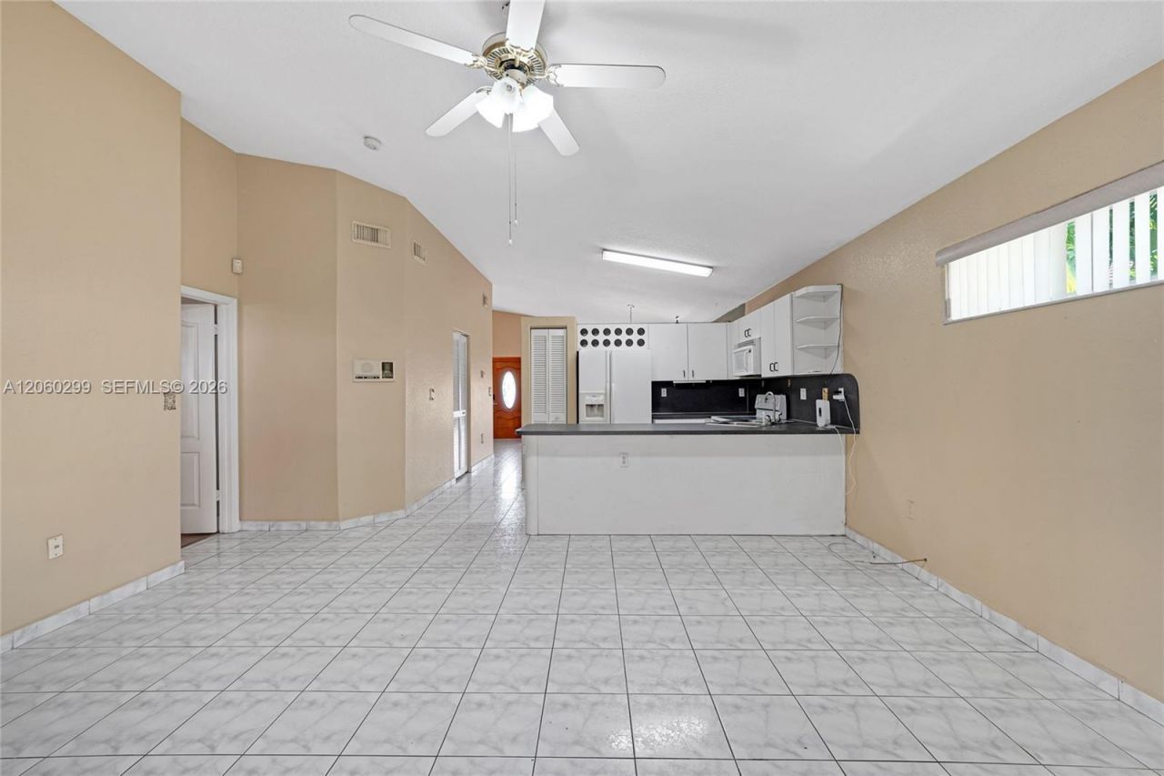 3201 W 76th St , Hialeah, FL 33018 Photo