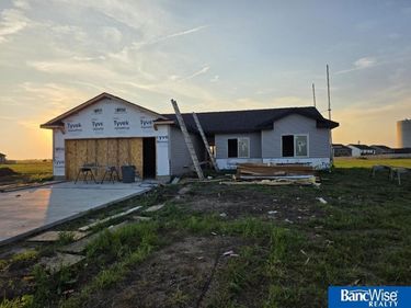 621 S Front Street, Hallam, NE 68368