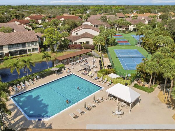 3254 Jog Park Drive, Greenacres, FL 33467