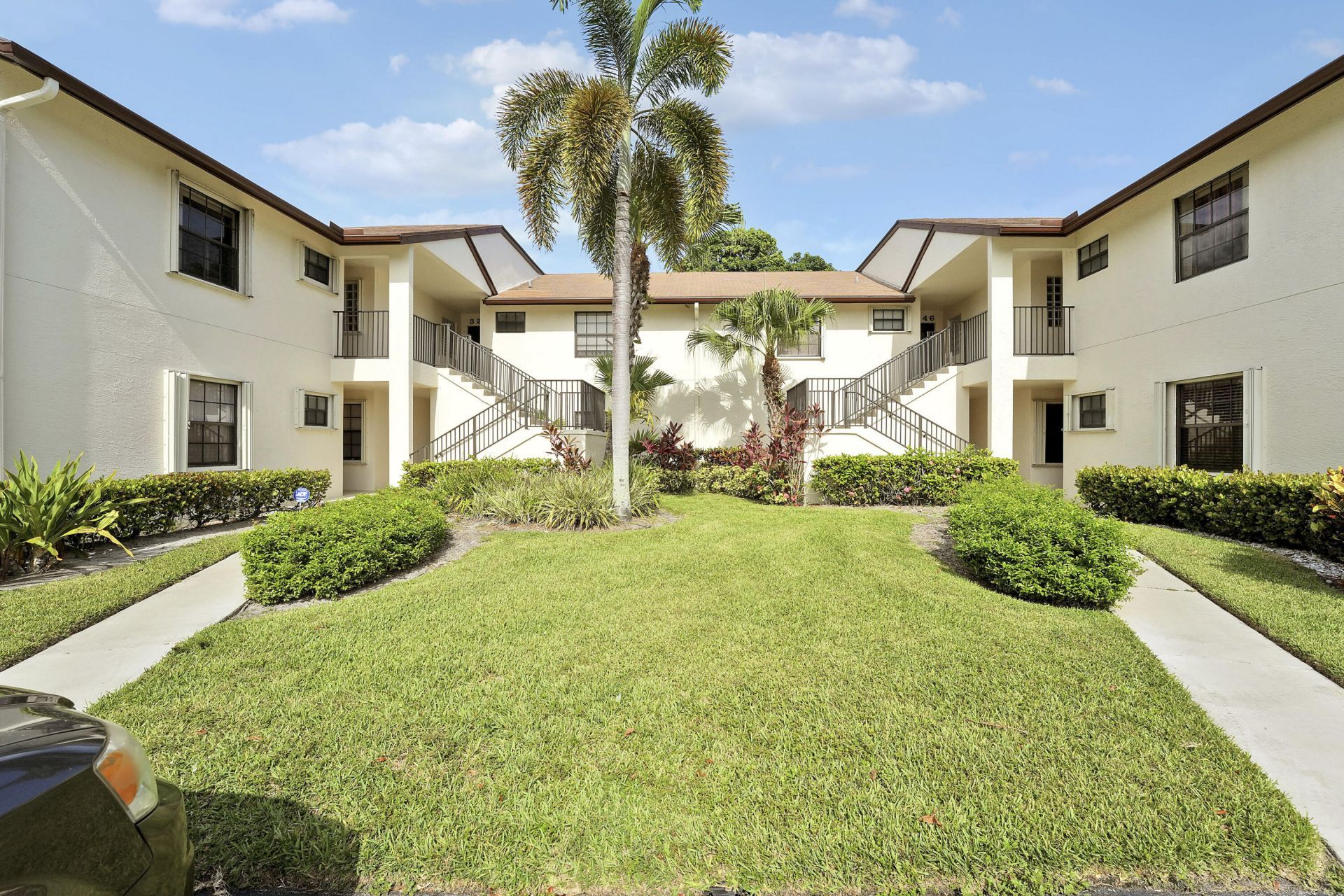 3254 Jog Park Drive, Greenacres, FL 33467 Photo