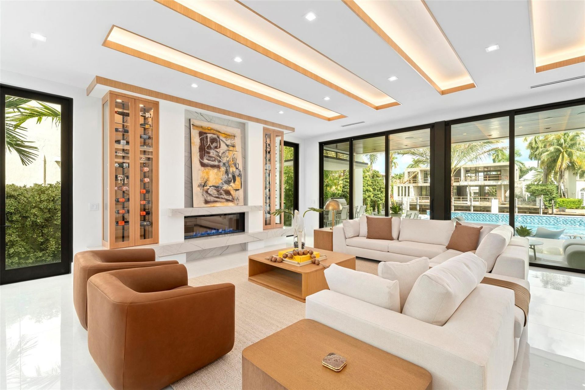 24 Fiesta Way, Fort Lauderdale, FL 33301 Photo