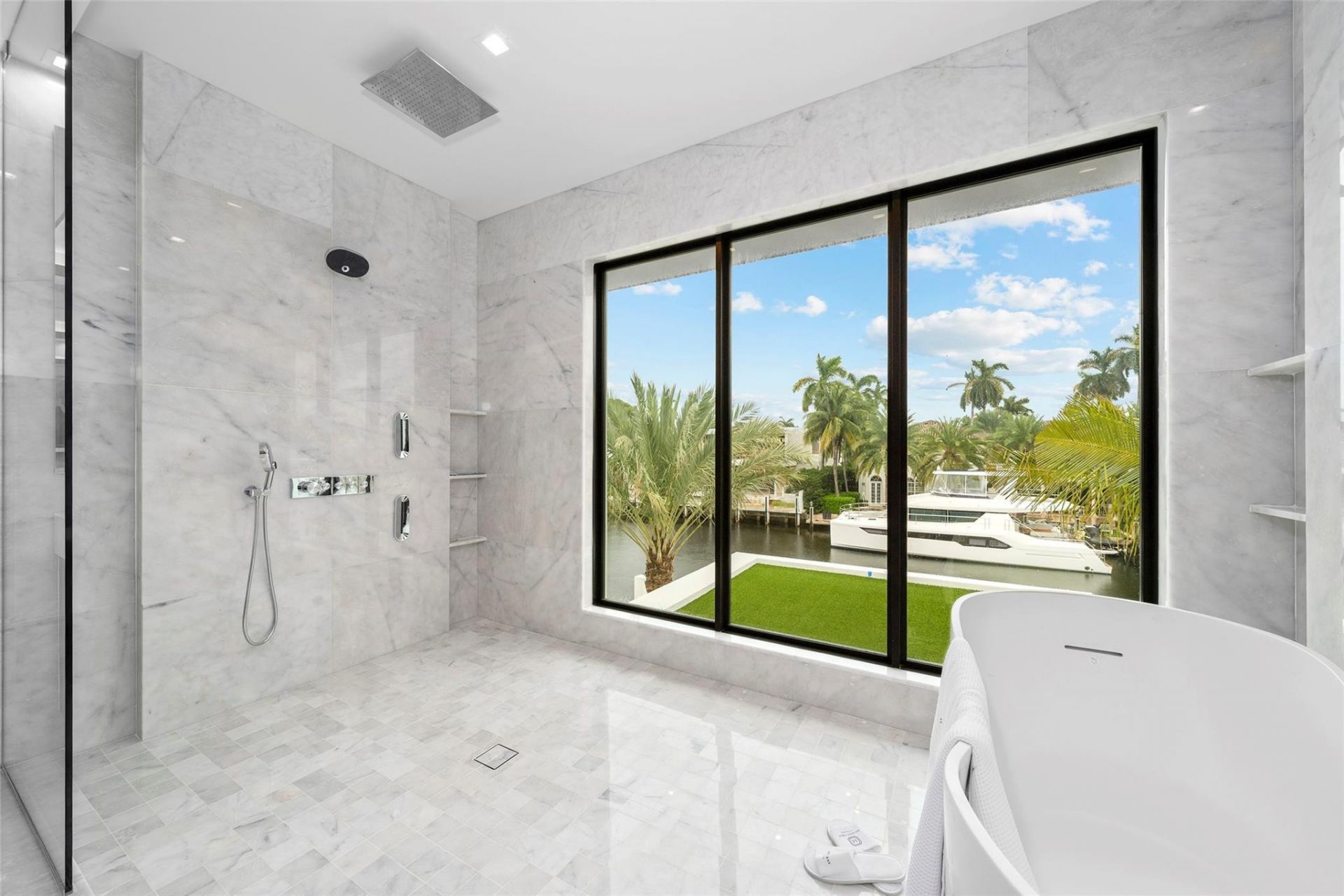 24 Fiesta Way, Fort Lauderdale, FL 33301 Photo