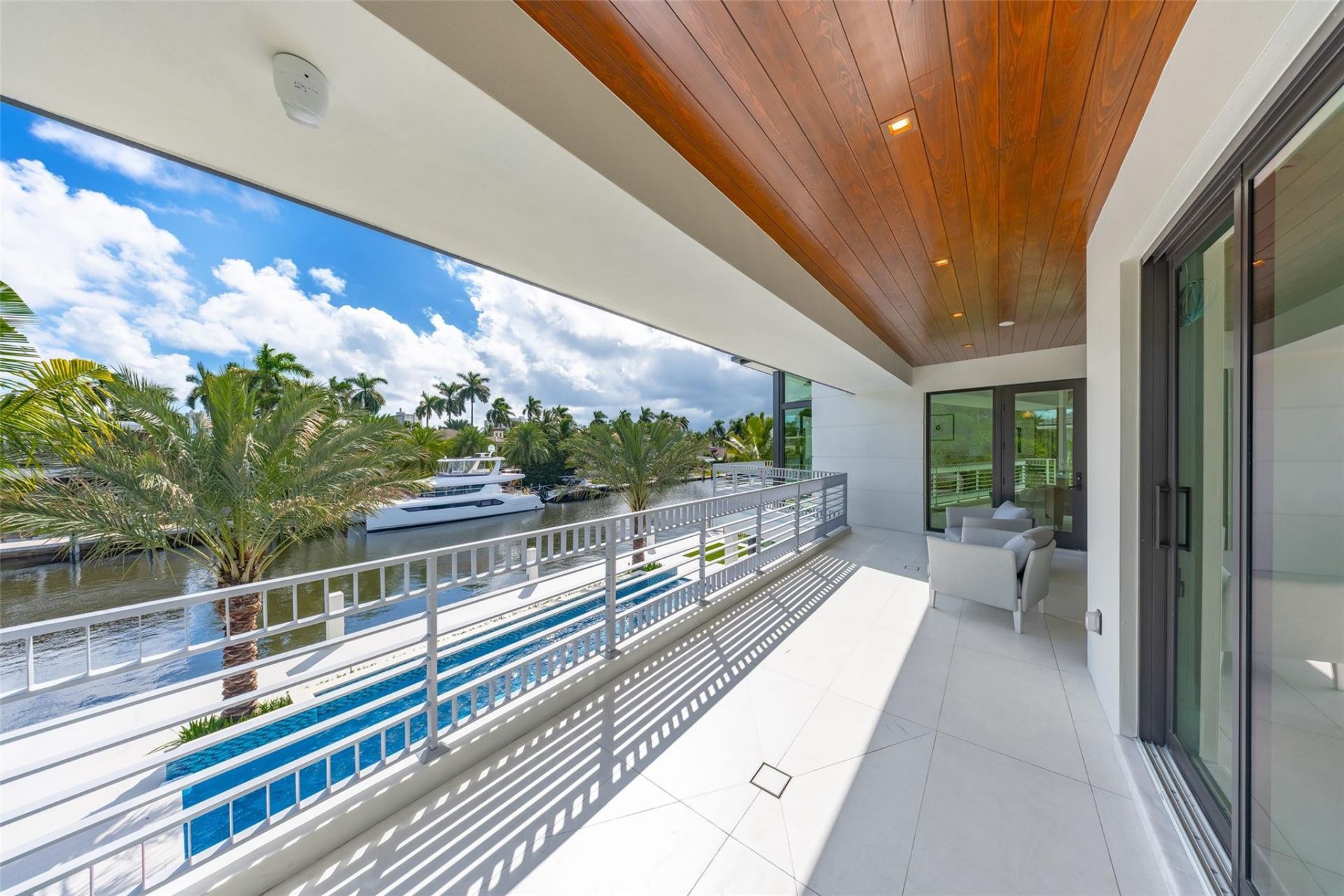 24 Fiesta Way, Fort Lauderdale, FL 33301 Photo