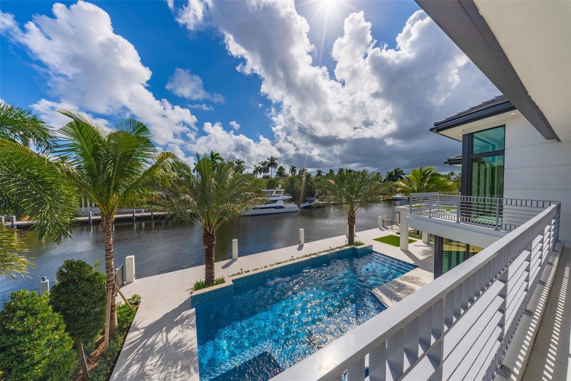 24 Fiesta Way, Fort Lauderdale, FL 33301 Photo