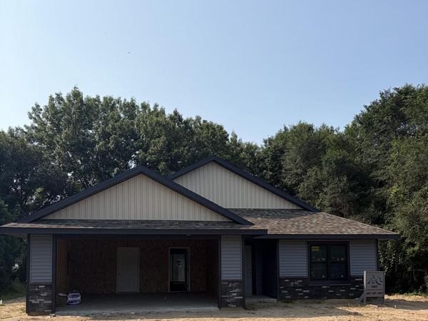 906 Jackpine DRIVE, Holmen, WI 54636