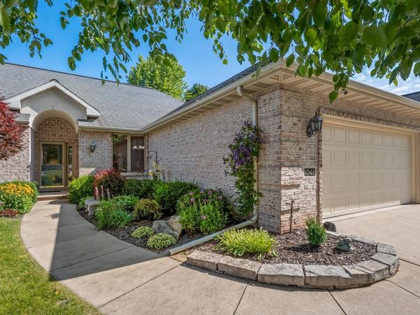 1048 CORONADO COURT, Oneida, WI 54155