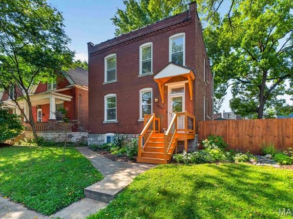 4220 Wyoming Street, St Louis, MO 63116