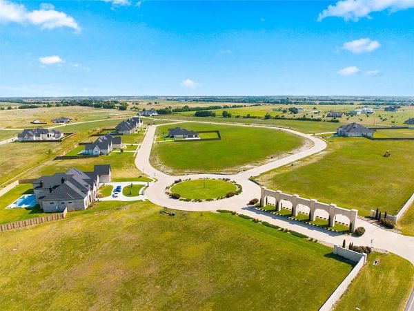 115 Yellow Rose Street , Lorena, TX 76655