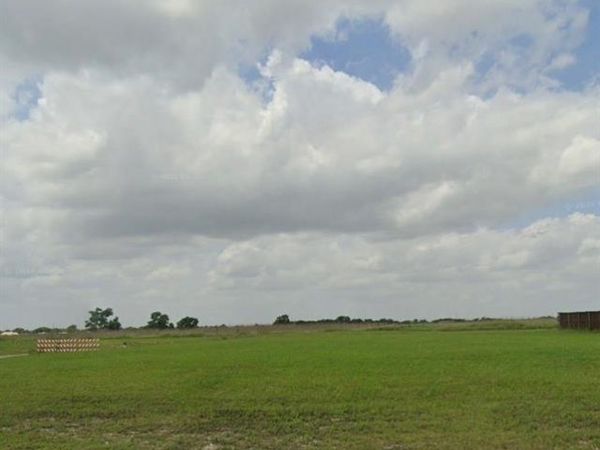 126 Sunflower Street , Lorena, TX 76655