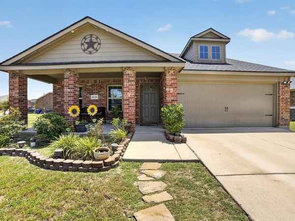 2710 Old Farm Drive, Seagoville, TX 75159