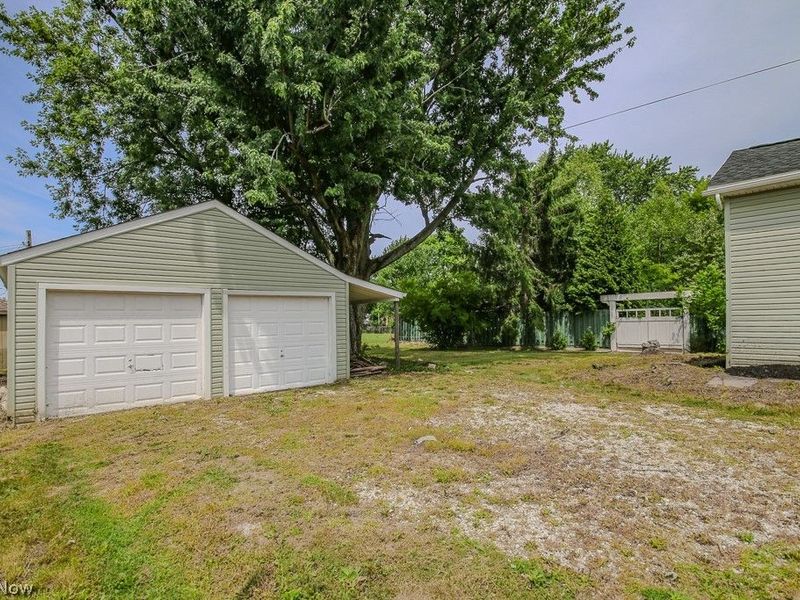 6334 W 130th Street , Brook Park, OH 44142 Photo 29