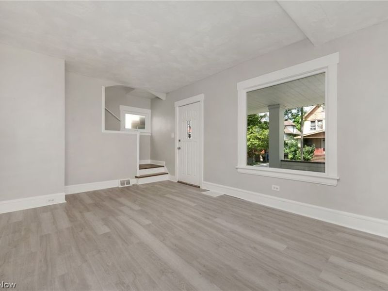 2024 W 99th Street , Cleveland, OH 44102 Photo 13
