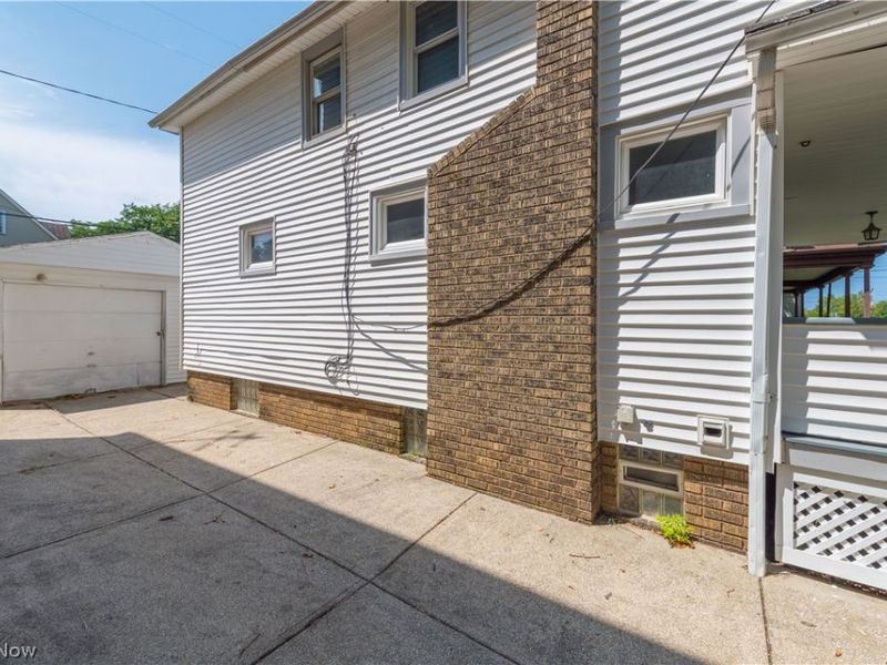 2024 W 99th Street , Cleveland, OH 44102 Photo 39