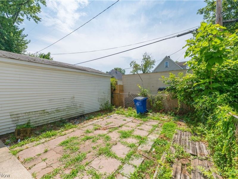 2024 W 99th Street , Cleveland, OH 44102 Photo 42