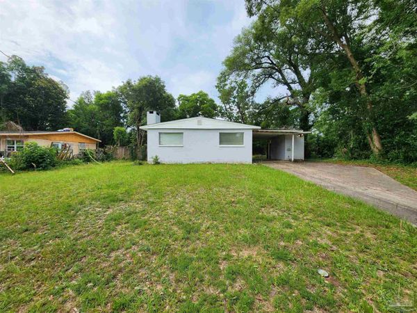 605 Edison Dr, Pensacola, FL 32505