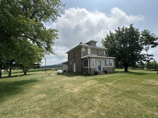2733 S Curtiss Road , Stockton, IL 61085