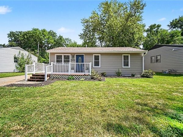 5151 N Corrington Avenue, Kansas City, MO 64119