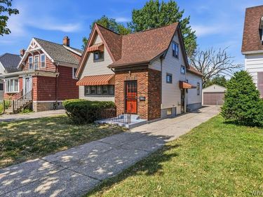 31 Saint James Road , Buffalo, NY 14225