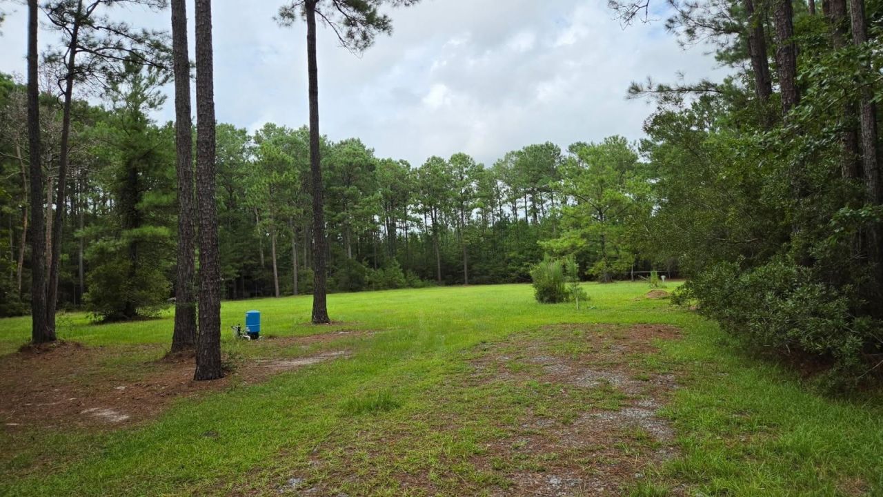 5511 Huckleberry Lane Photo 11