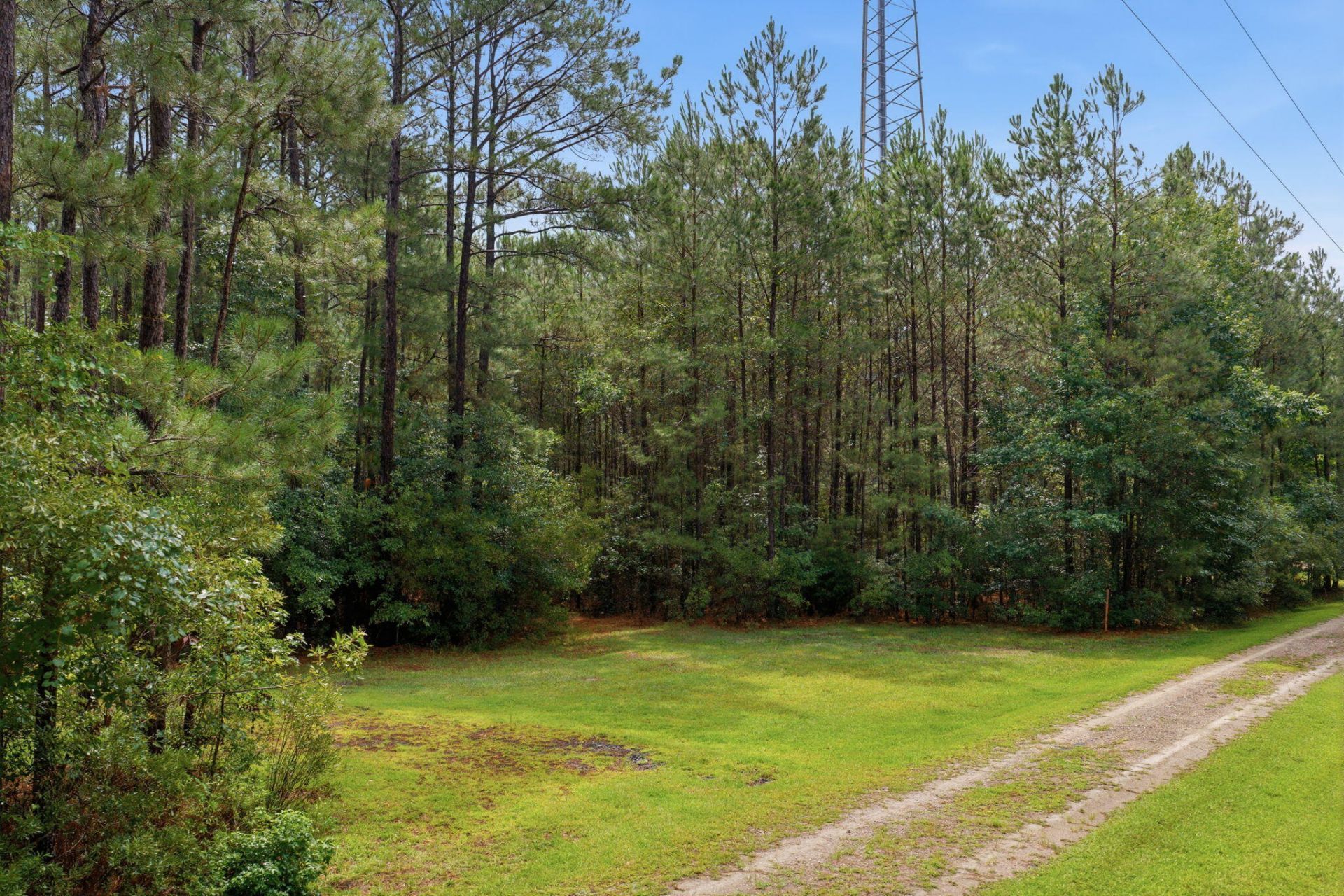 5511 Huckleberry Lane Photo 7