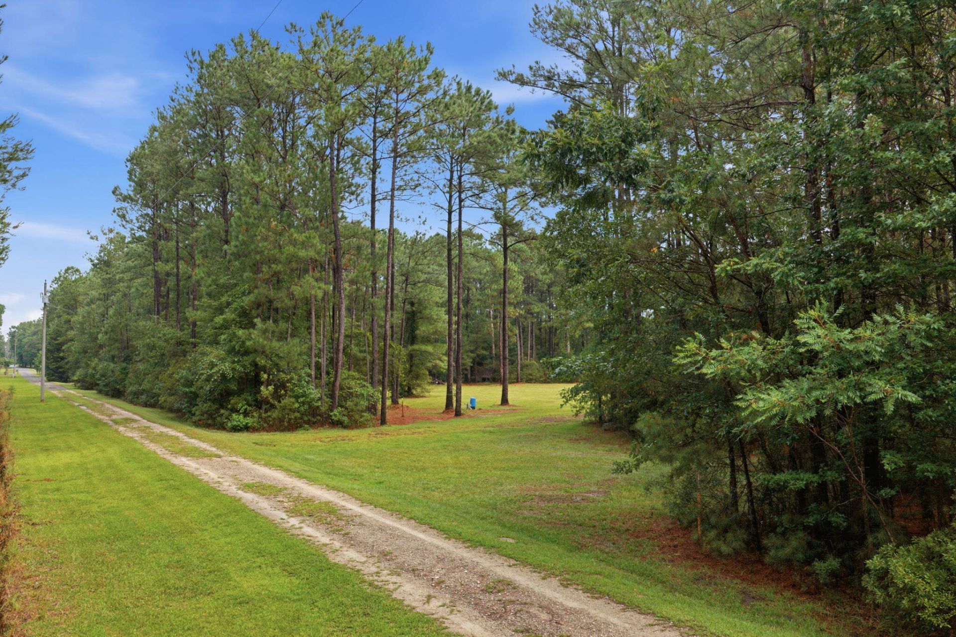 5511 Huckleberry Lane Photo 9