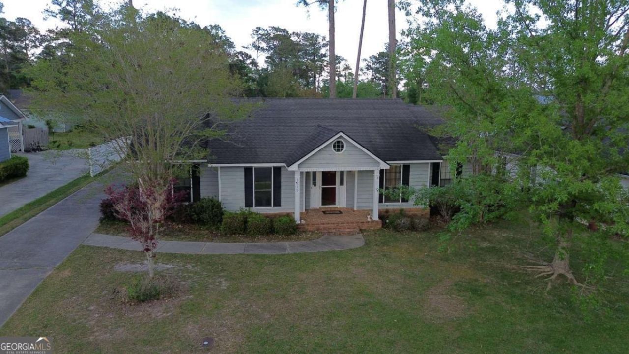2819 Willow Wood Circle, Valdosta, GA 31602 Main Photo