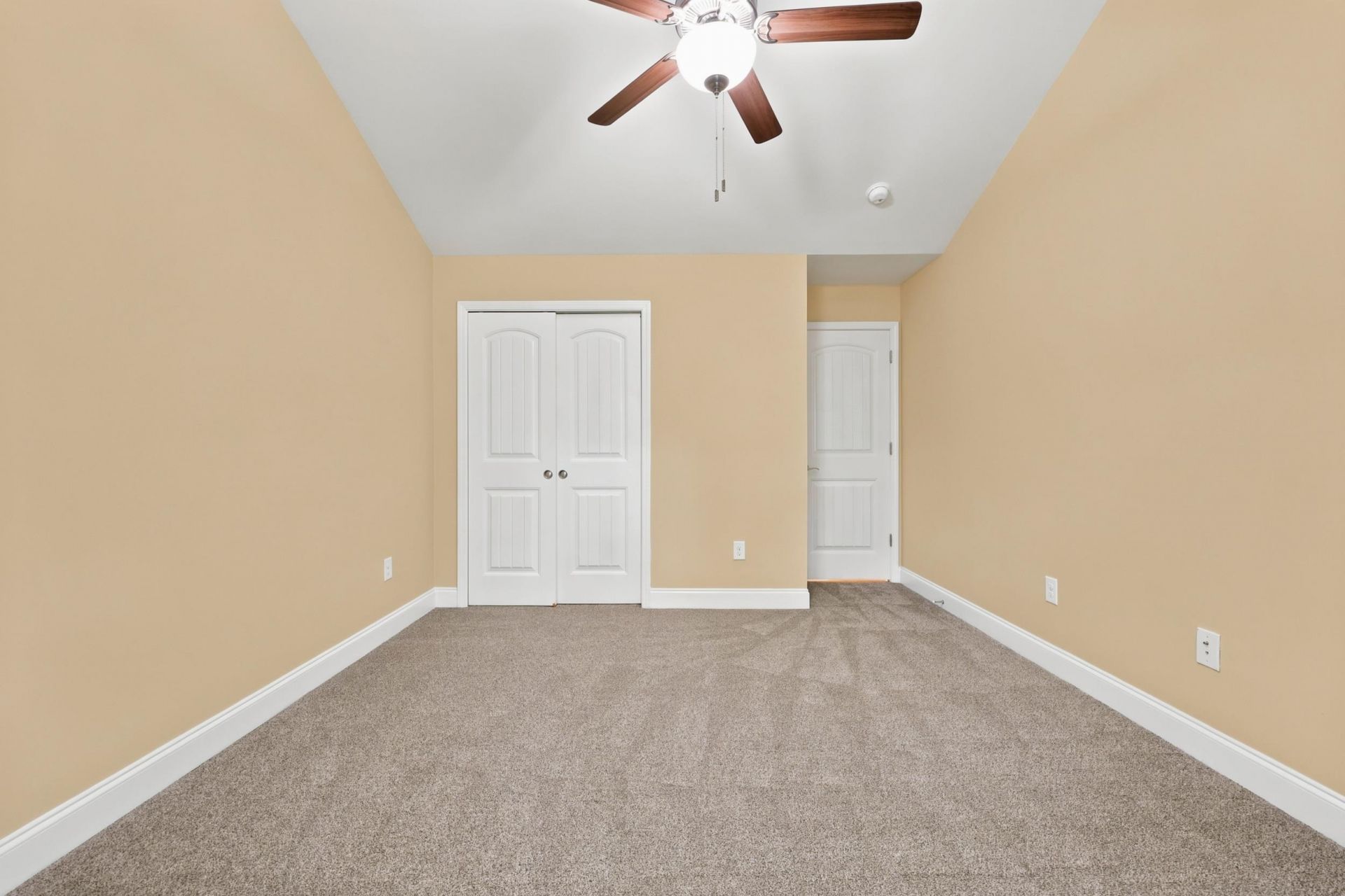 920 Foxtail Dr.  Photo 18